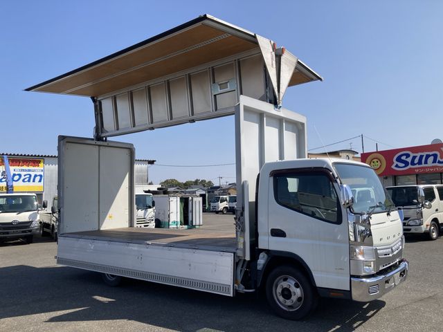 MITSUBISHI CANTER 2017 Image 31