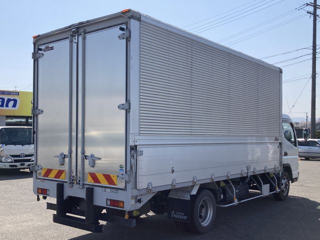 MITSUBISHI CANTER 2017 Image 31