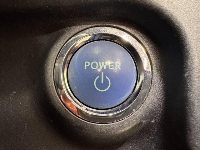 TOYOTA AQUA 2013 Image 31