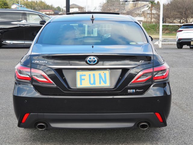 TOYOTA CROWN SEDAN HYBRID 4 2021 Image 31