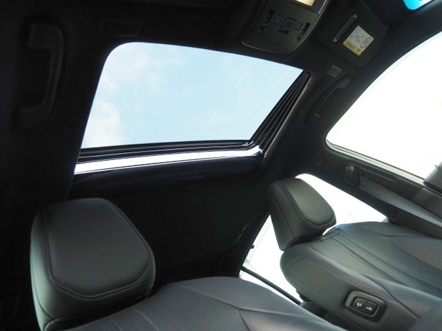 TOYOTA CROWN SEDAN HYBRID 4 2021 Image 31