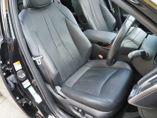 TOYOTA CROWN SEDAN HYBRID 4 2021 Image 31