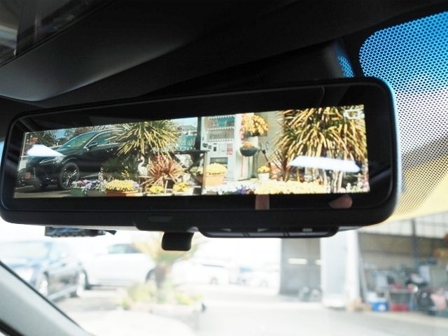 TOYOTA CROWN SEDAN HYBRID 4 2021 Image 31