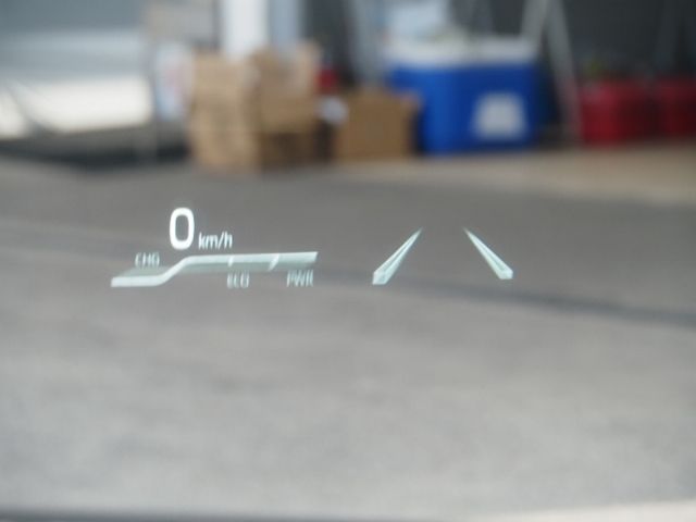 TOYOTA CROWN SEDAN HYBRID 4 2021 Image 31