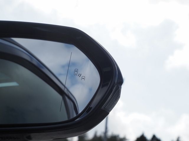 TOYOTA CROWN SEDAN HYBRID 4 2021 Image 31