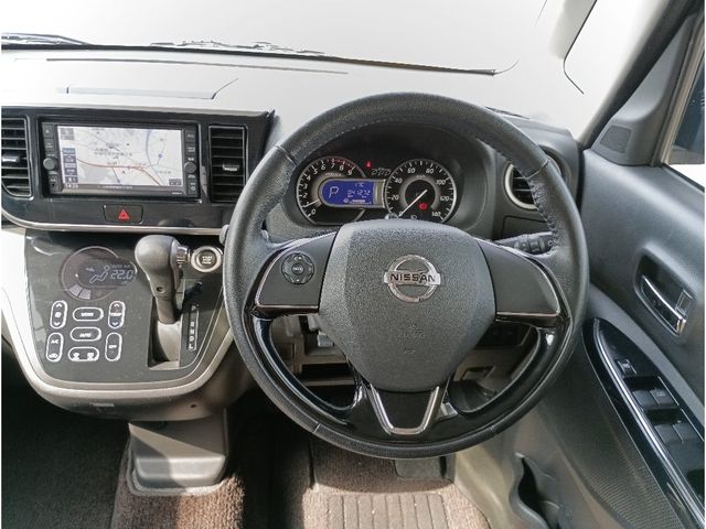 NISSAN DAYZ ROOX 2021 Image 31