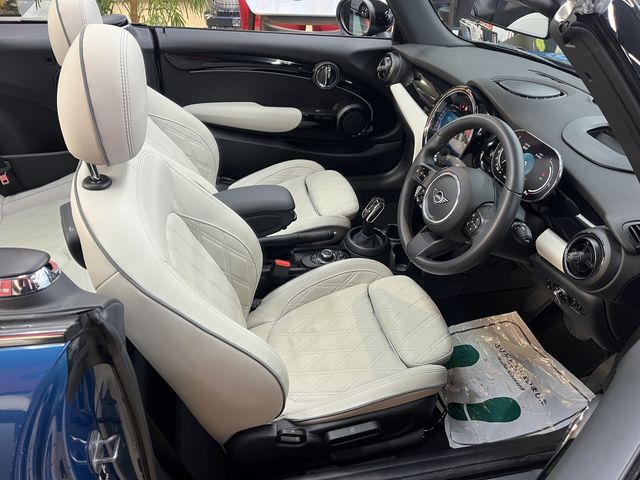 BMW MINI COOPER S OPEN 2023 Image 31