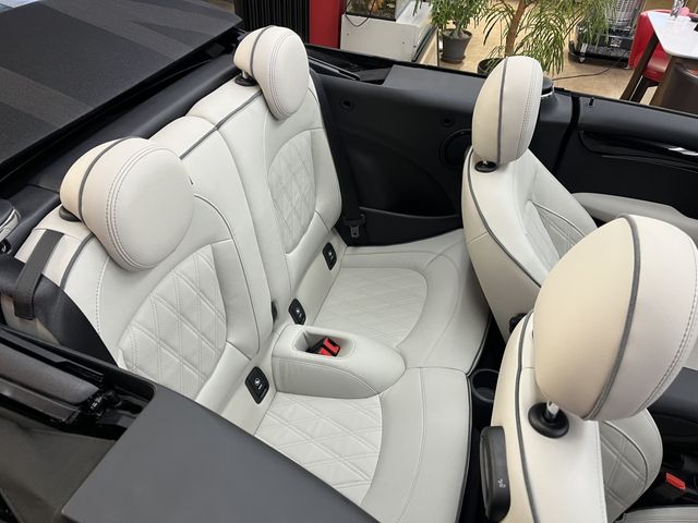 BMW MINI COOPER S OPEN 2023 Image 31