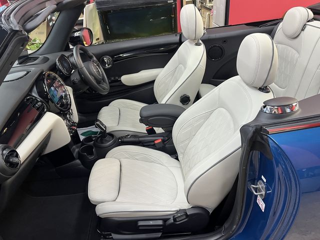 BMW MINI COOPER S OPEN 2023 Image 31