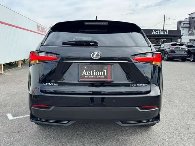 TOYOTA LEXUS NX300H AWD 2015 Image 31