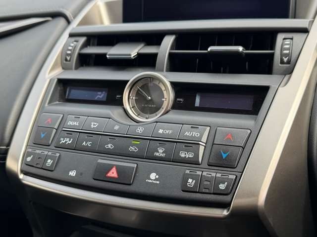 TOYOTA LEXUS NX300H AWD 2015 Image 31