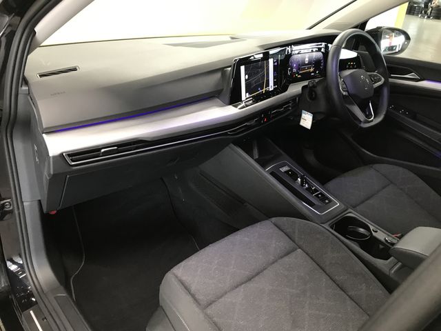 VOLKSWAGEN GOLF 2023 Image 31