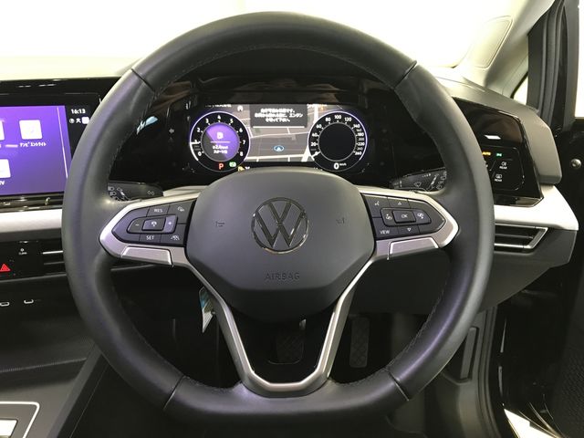 VOLKSWAGEN GOLF 2023 Image 31