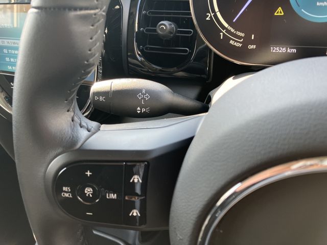 BMW MINI COOPER D 5DOOR 2023 Image 31