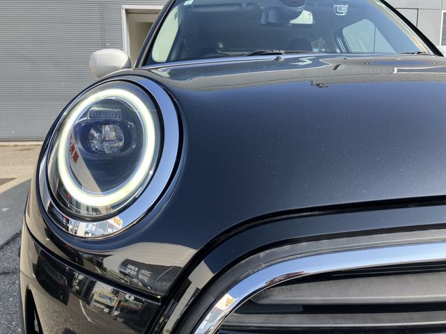 BMW MINI COOPER D 5DOOR 2023 Image 31