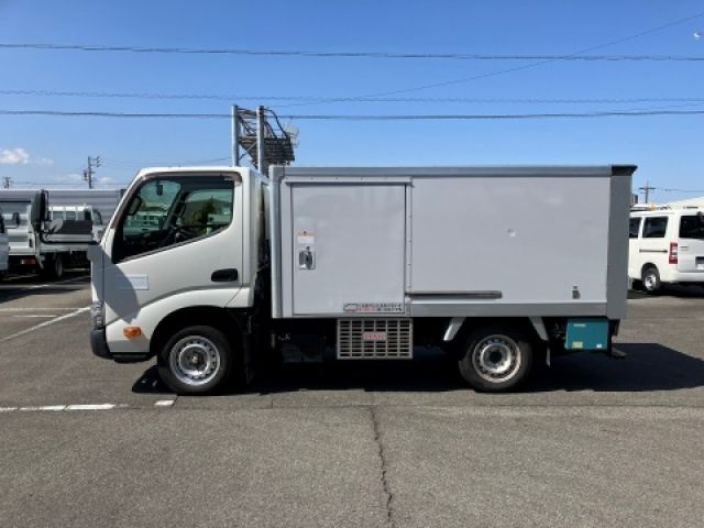 TOYOTA DYNA 2021 Image 31