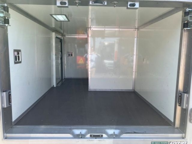 TOYOTA DYNA 2021 Image 31