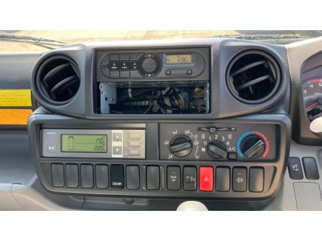 TOYOTA DYNA 2021 Image 31