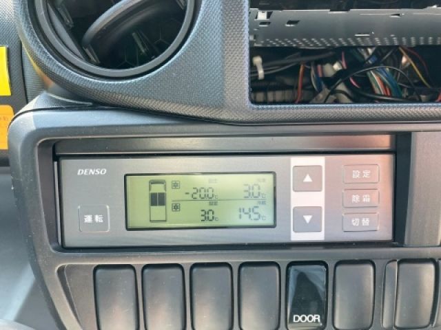 TOYOTA DYNA 2021 Image 31