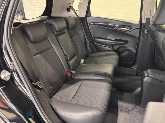 HONDA FIT HYBRID 2015 Image 31