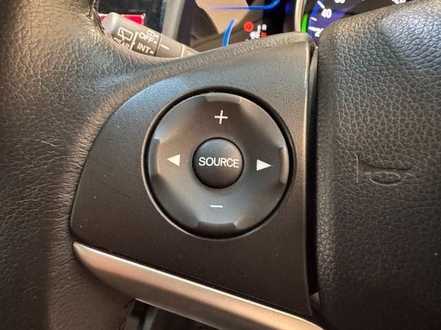 HONDA FIT HYBRID 2015 Image 31