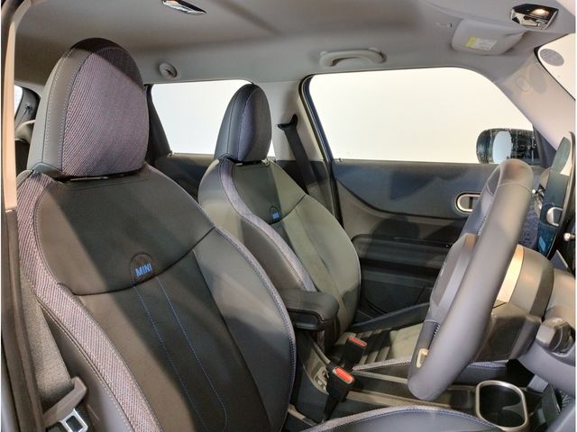 BMW MINI COOPER 5DOOR 2025 Image 31