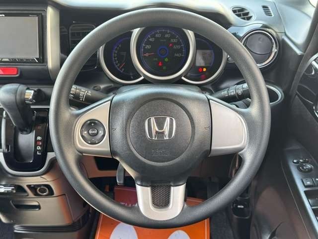 HONDA N BOX CUSTOM 2013 Image 31