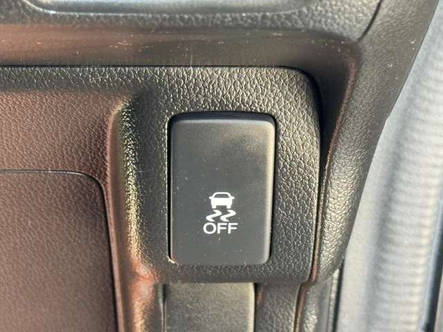 HONDA N BOX CUSTOM 2013 Image 31