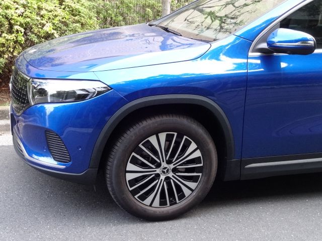 MERCEDES BENZ EQA 2024 Image 31