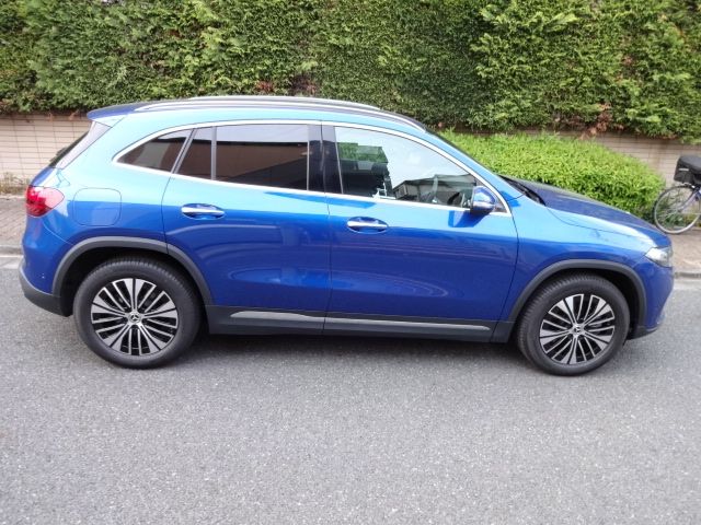 MERCEDES BENZ EQA 2024 Image 31