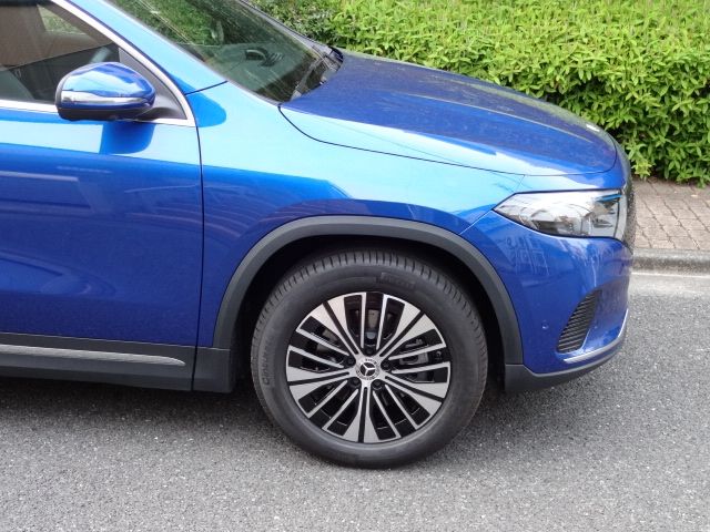 MERCEDES BENZ EQA 2024 Image 31