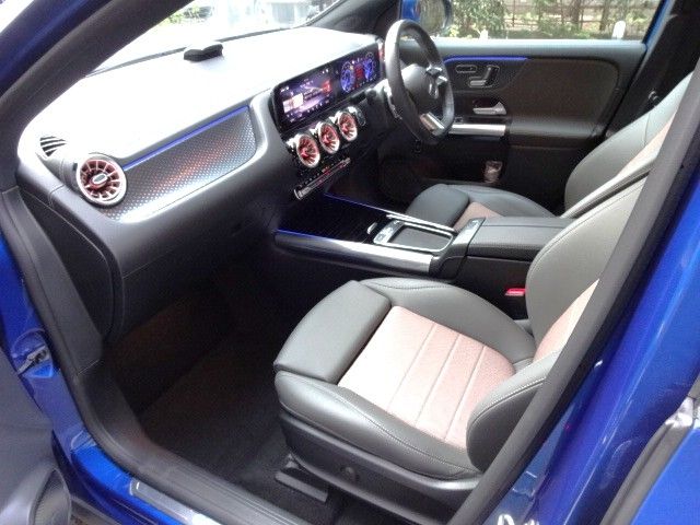 MERCEDES BENZ EQA 2024 Image 31