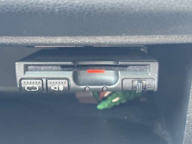 NISSAN MARCH 2017 Image 31