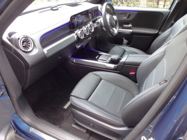 MERCEDES BENZ EQB 2024 Image 31