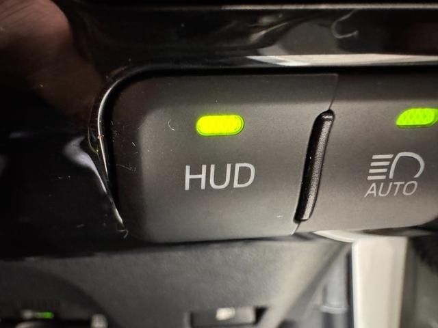 TOYOTA PRIUS 2017 Image 31