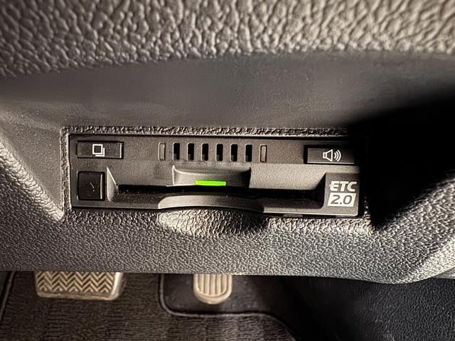 TOYOTA PRIUS 2017 Image 31