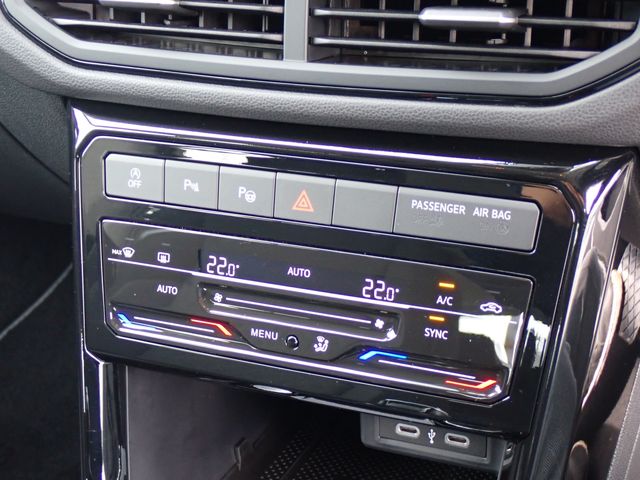 VOLKSWAGEN T-CROSS 2025 Image 31