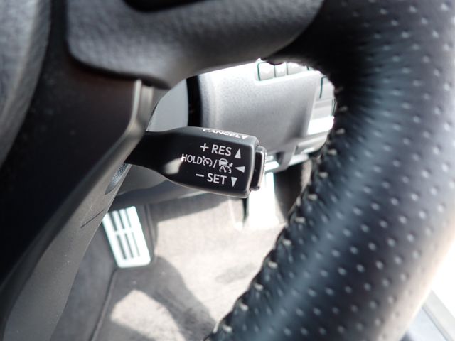 TOYOTA LEXUS IS300H 2023 Image 31