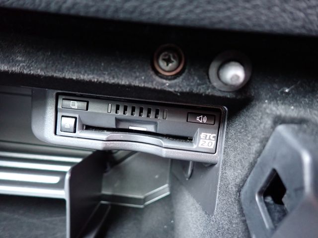 TOYOTA LEXUS IS300H 2023 Image 31