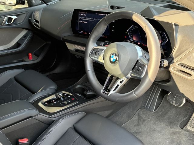 BMW 1SERIES 2025 Image 31