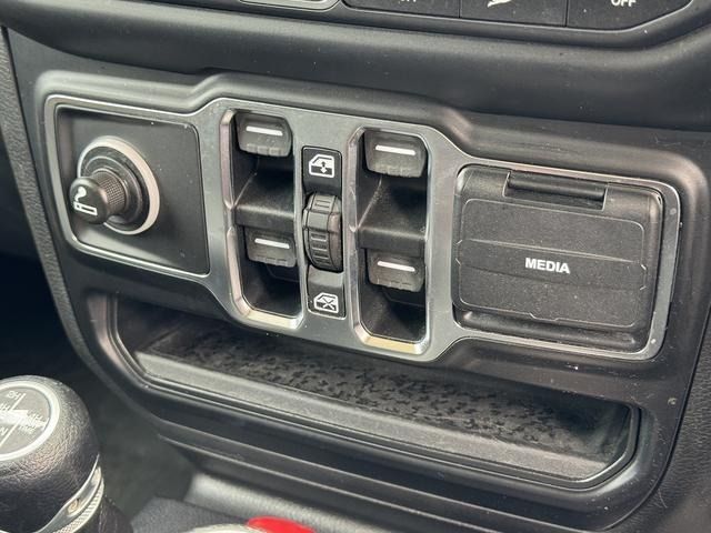 JEEP WRANGLER UNLIMI 2020 Image 31