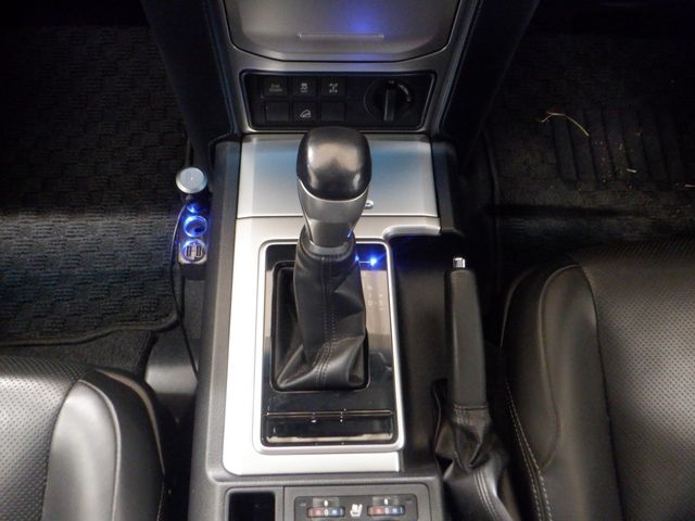 TOYOTA LANDCRUISER PRADO 2019 Image 31