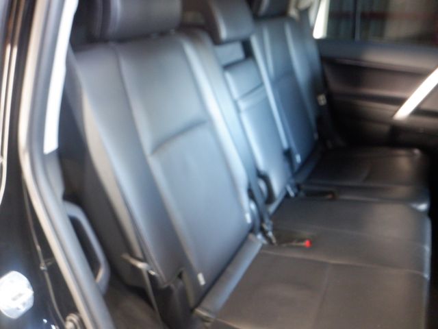 TOYOTA LANDCRUISER PRADO 2019 Image 31