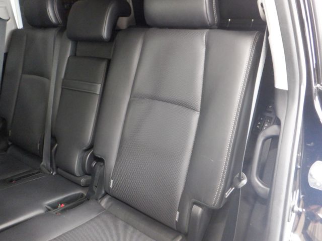 TOYOTA LANDCRUISER PRADO 2019 Image 31