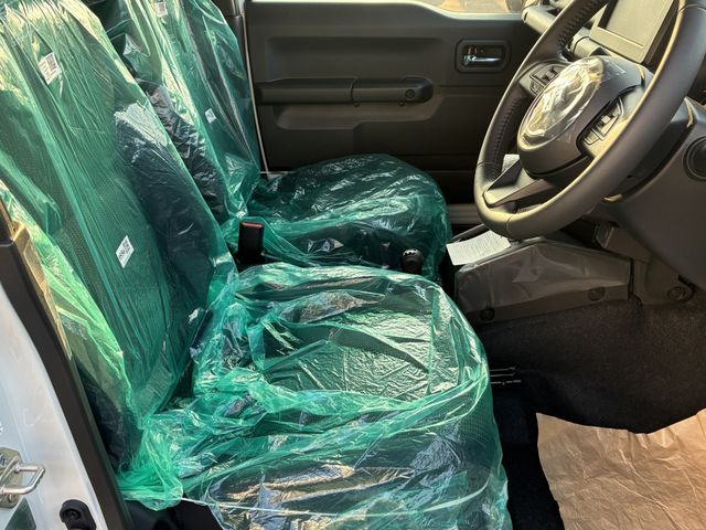 SUZUKI JIMNY NOMADE 2025 Image 31