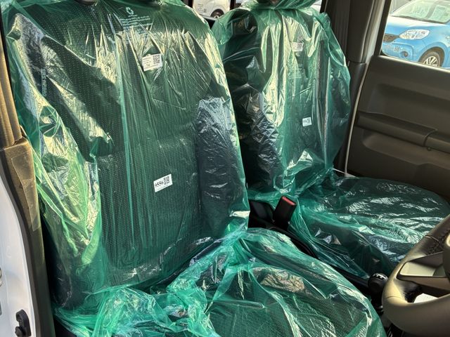 SUZUKI JIMNY NOMADE 2025 Image 31