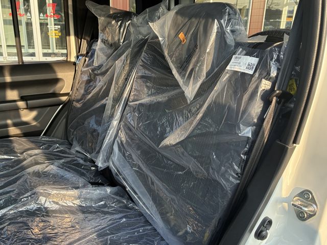 SUZUKI JIMNY NOMADE 2025 Image 31