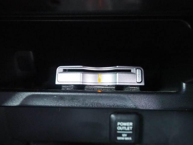 HONDA CR-Z 2013 Image 31