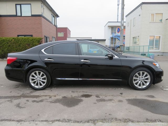 TOYOTA LEXUS LS600H 2010 Image 31