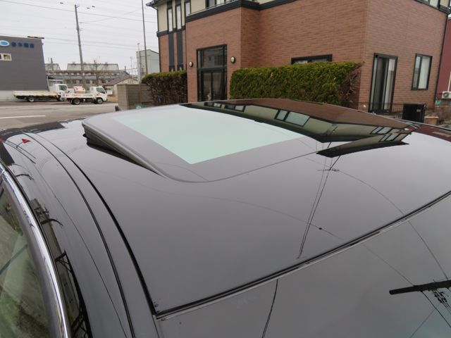 TOYOTA LEXUS LS600H 2010 Image 31